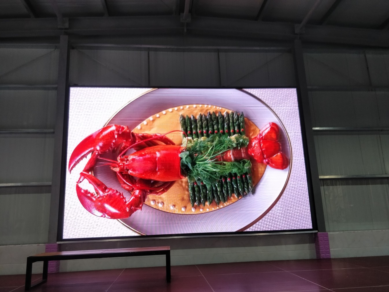 室內P3全彩（2800元/平方）